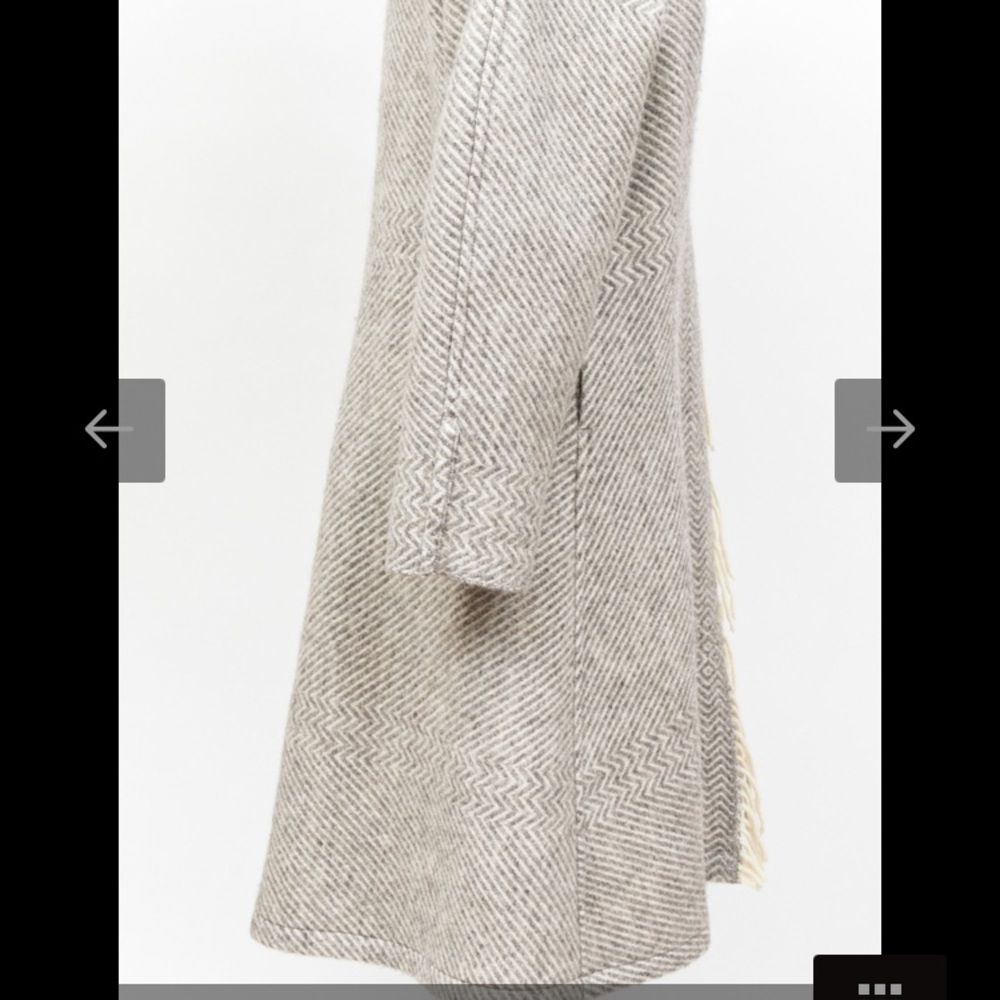 Lynn Fullman gray and white hand made wool coat w/ fringe - Picture 8 of 11